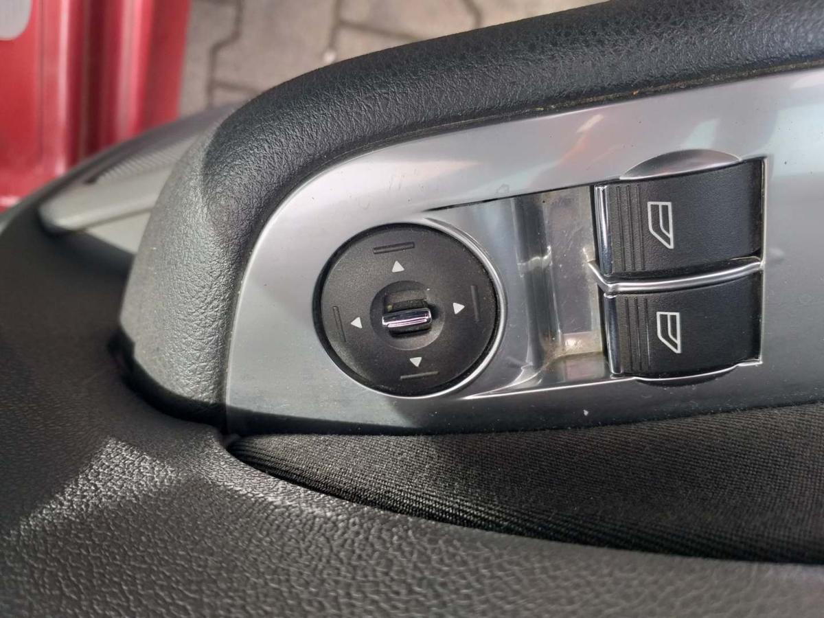 Ford Focus 2 original Au&szlig;enspiegel links elektrisch verstellbar Tango Rot Facelift Bj.2008